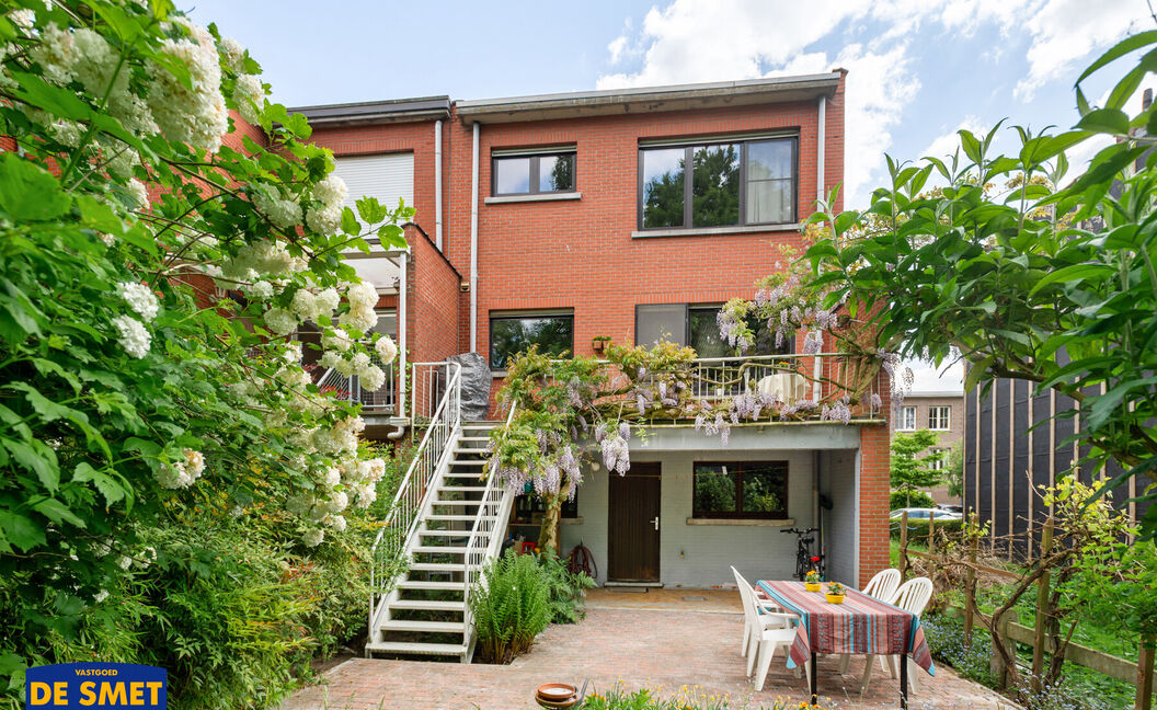 Bel-etage te koop in Aartselaar