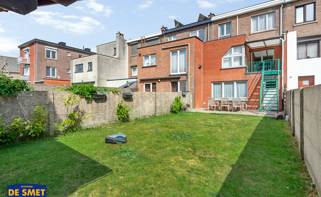 Bel-etage te koop in Aartselaar