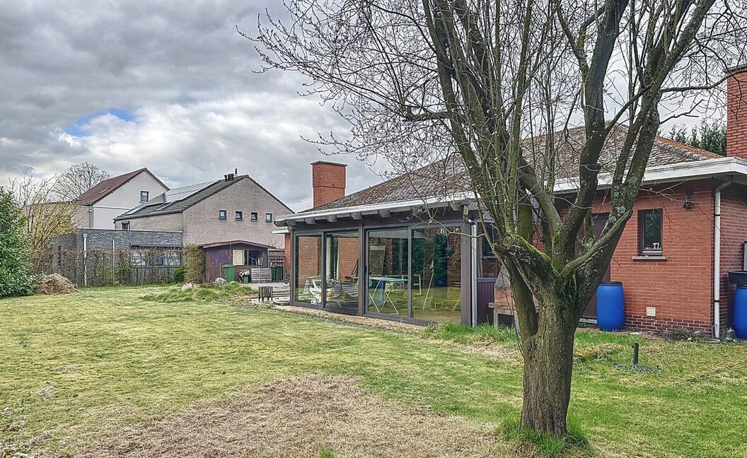 Bouwgrond te koop in Aartselaar