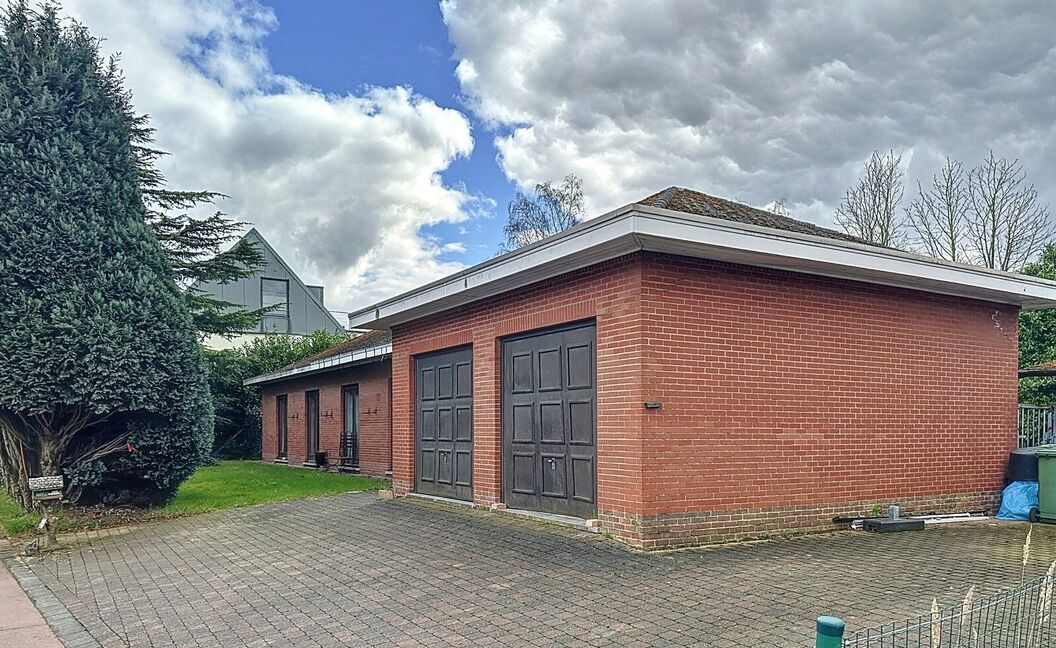 Bouwgrond te koop in Aartselaar