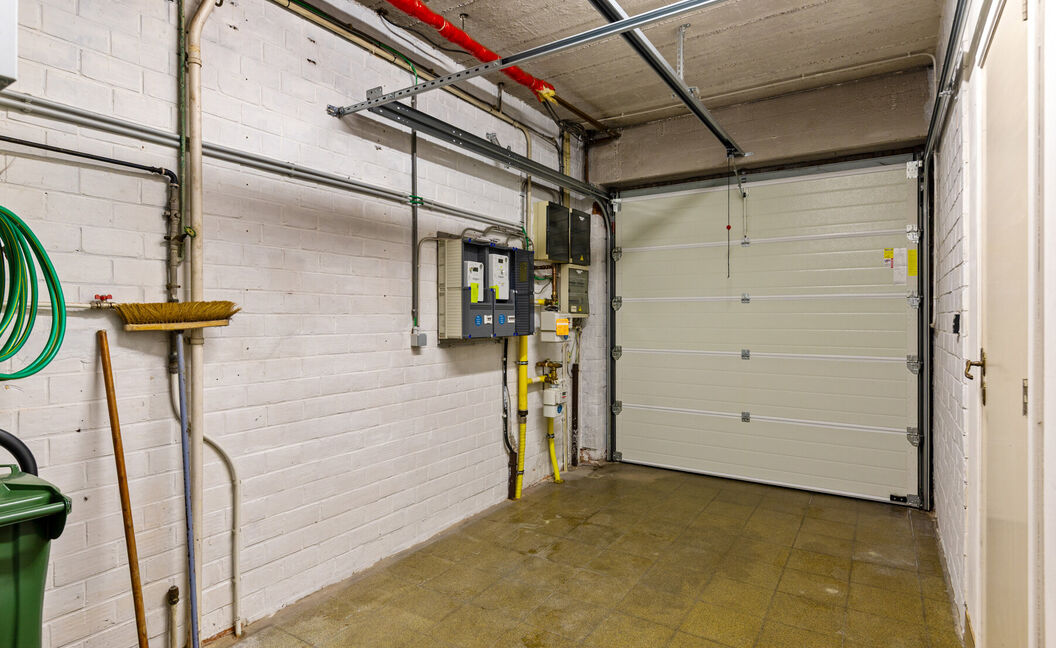 Gebouw voor gemengd gebruik te koop in Reet