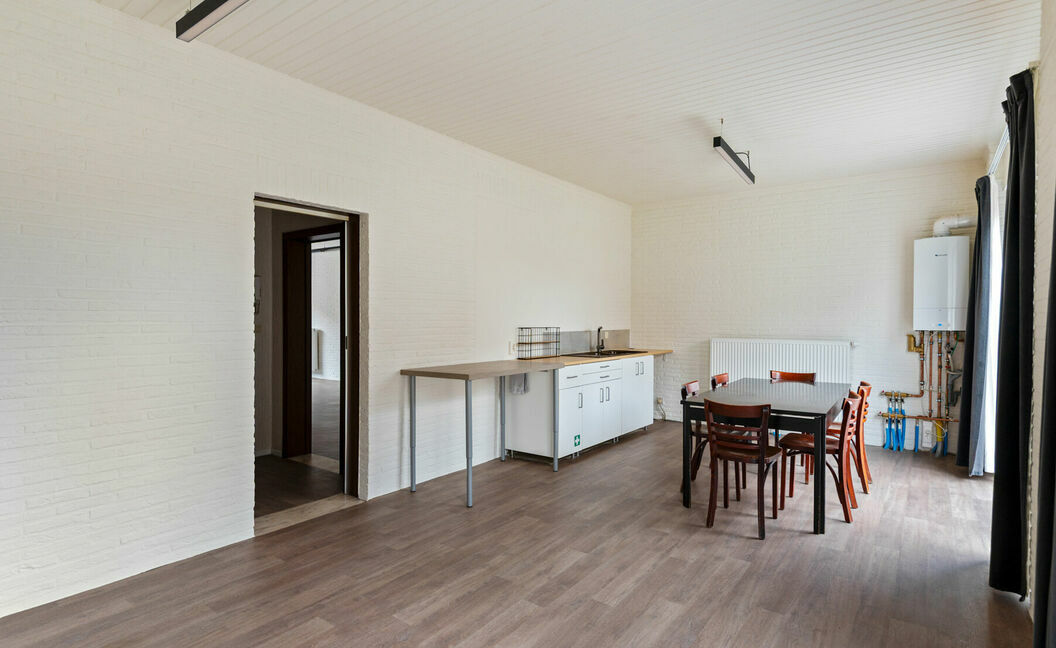 Gebouw voor gemengd gebruik te koop in Reet