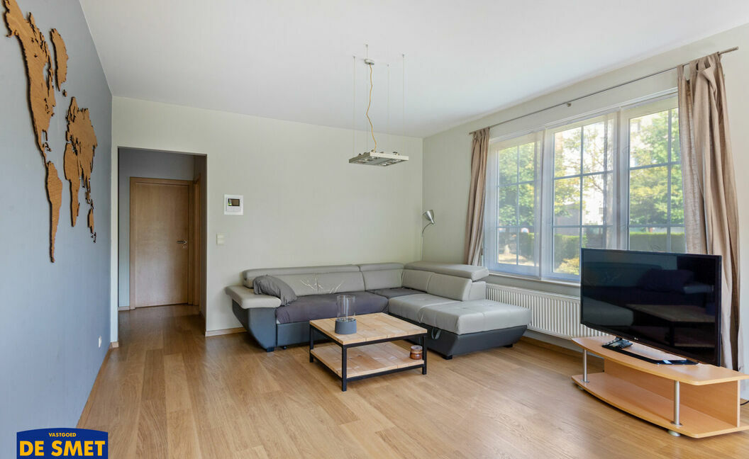 Gelijkvloerse verdieping te koop in Hoboken