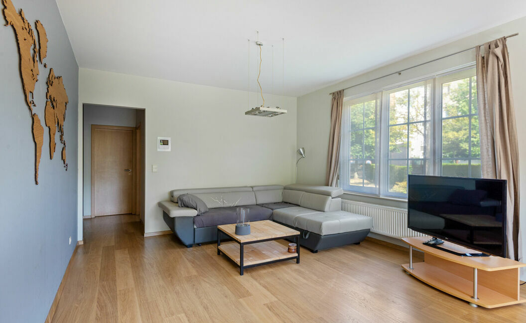 Gelijkvloerse verdieping te koop in Hoboken