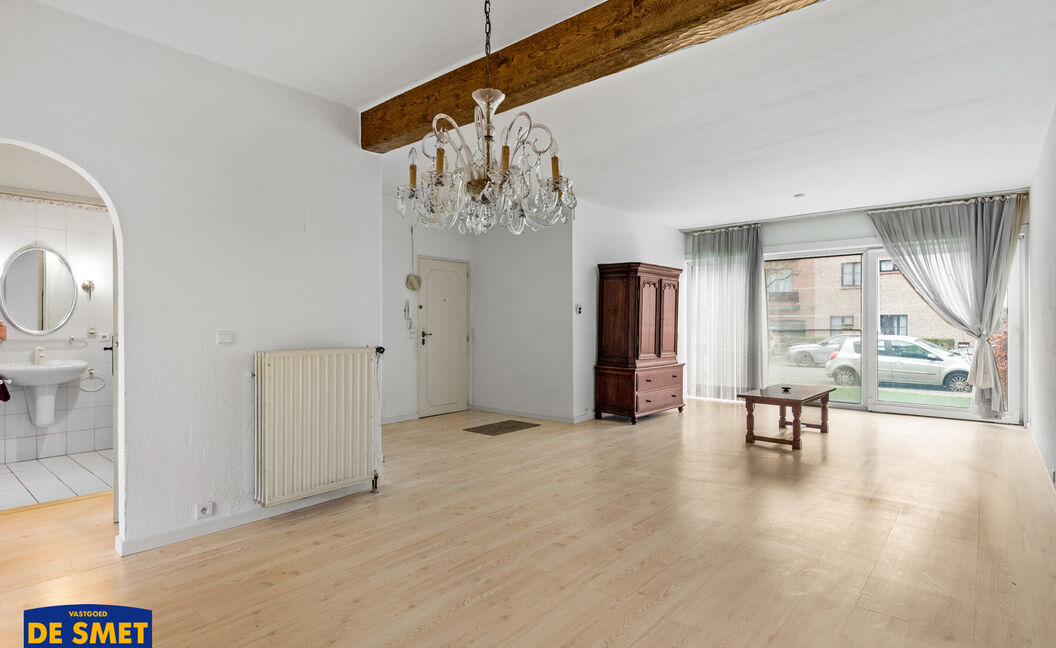 Gelijkvloerse verdieping te koop in Wilrijk