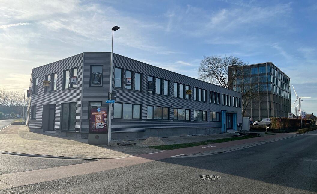 Industrieel gebouw te huur in Schelle