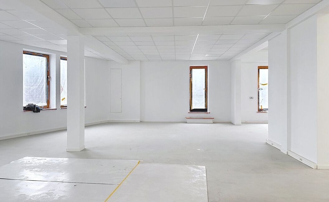 Industrieel gebouw te huur in Schelle