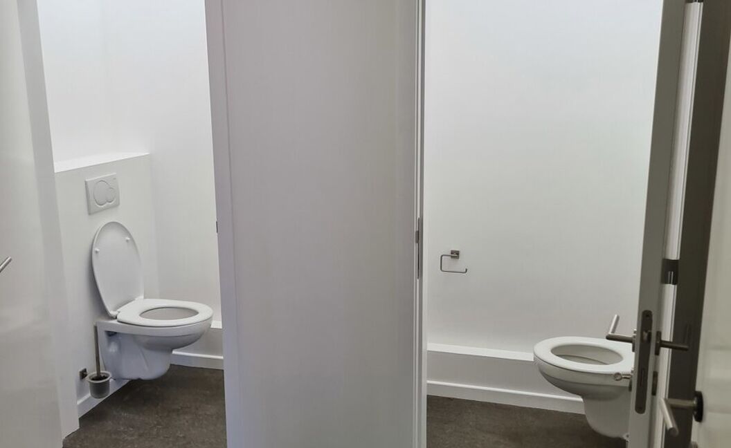 Kantoorgebouw te huur in Aartselaar