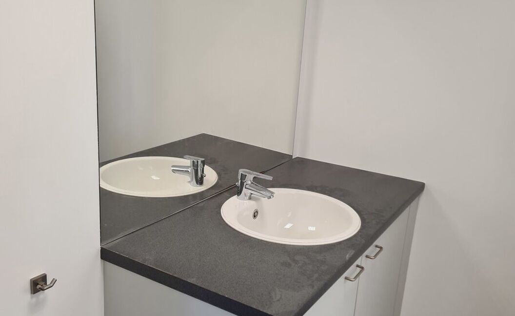 Kantoorgebouw te huur in Aartselaar