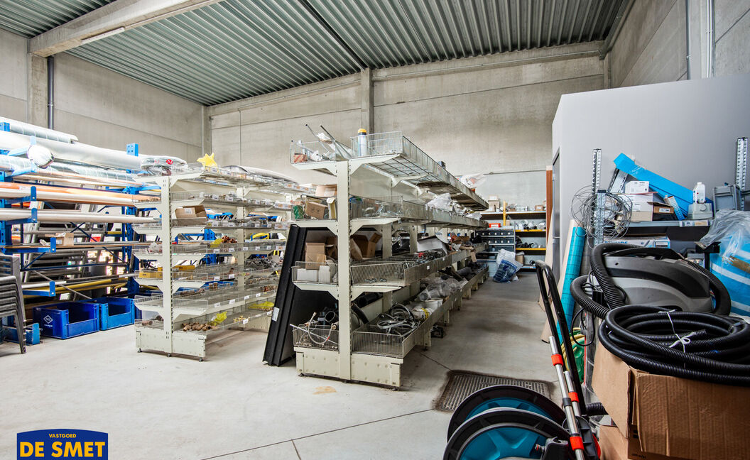 Opslagplaats te huur in Waarloos