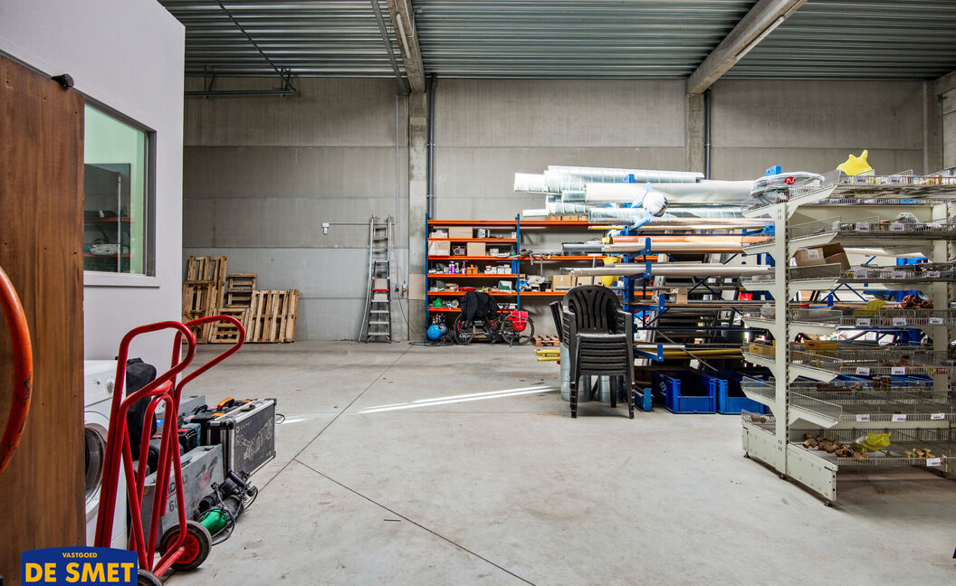 Opslagplaats te huur in Waarloos