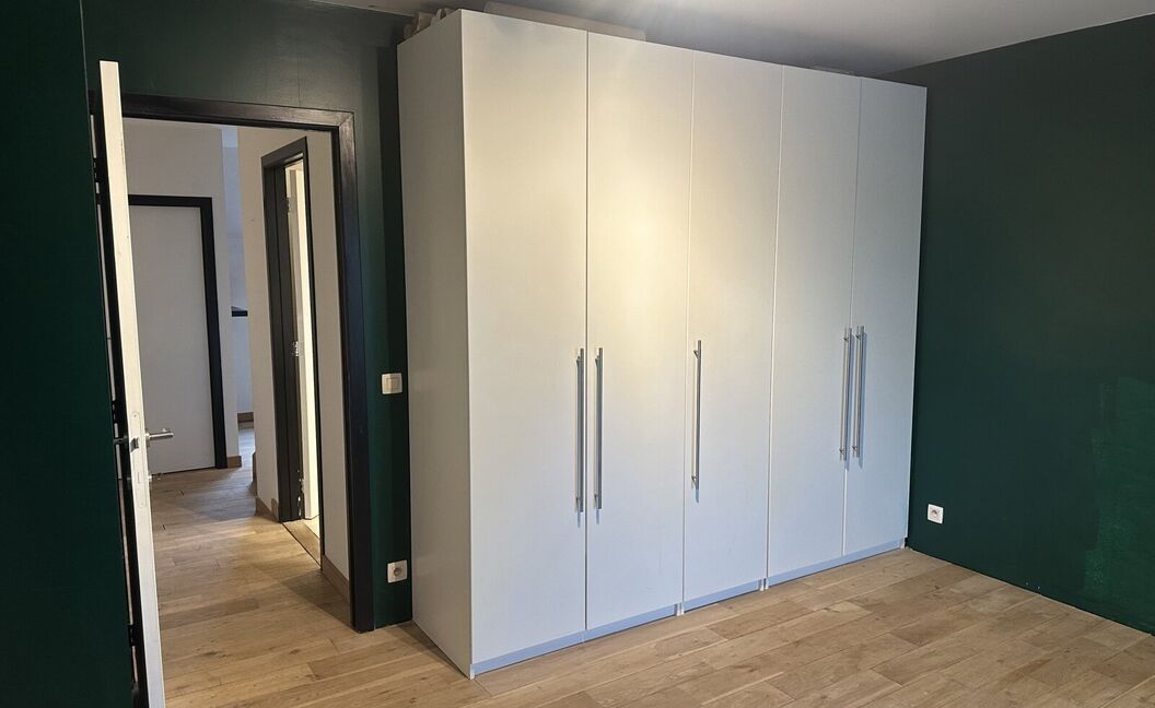Triplex te koop in Aartselaar