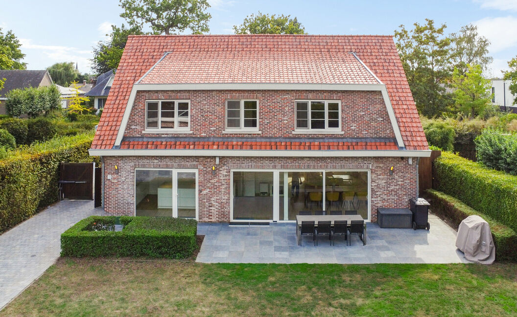 Villa te koop in Aartselaar