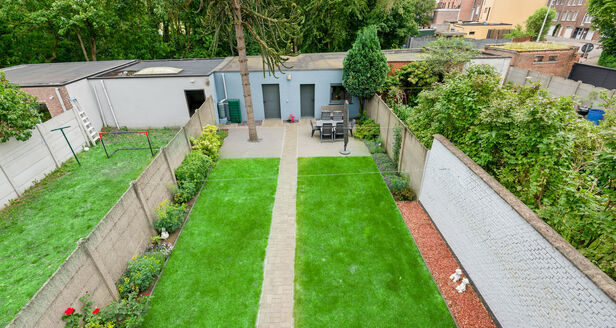 Buitengewoon huis te koop in Boom