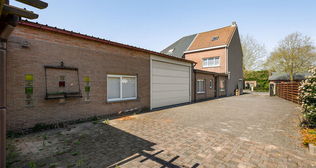 Buitengewoon huis te koop in Reet