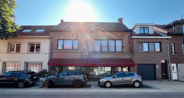 Gebouw voor gemengd gebruik te koop in Kontich