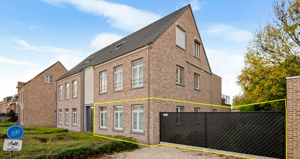 Gelijkvloerse verdieping te huur in Aartselaar