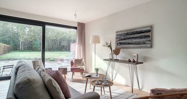 Gelijkvloerse verdieping te koop in Aartselaar