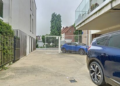 Buitenstaanplaats te koop in Aartselaar