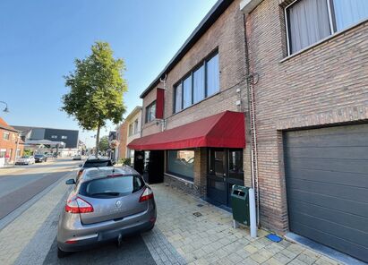 Commercieel gelijkvloers te huur in Kontich