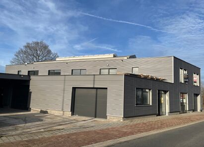 Industrieel gebouw te huur in Schelle