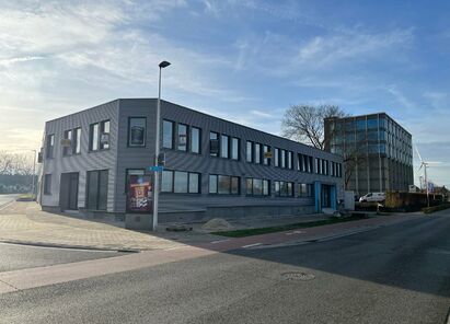 Industrieel gebouw te huur in Schelle